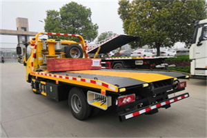 洛龙道路救援拖车报价