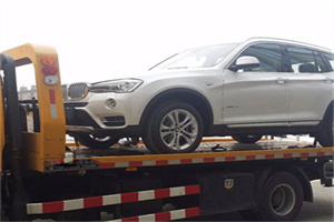 洛龙拖车24小时服务电话